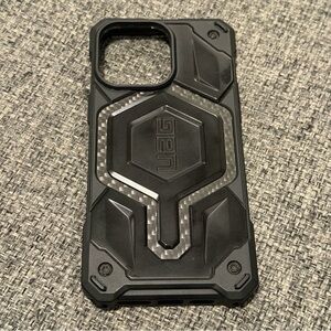 UAG MONARCH PRO CASE for Apple 14 Pro Max
